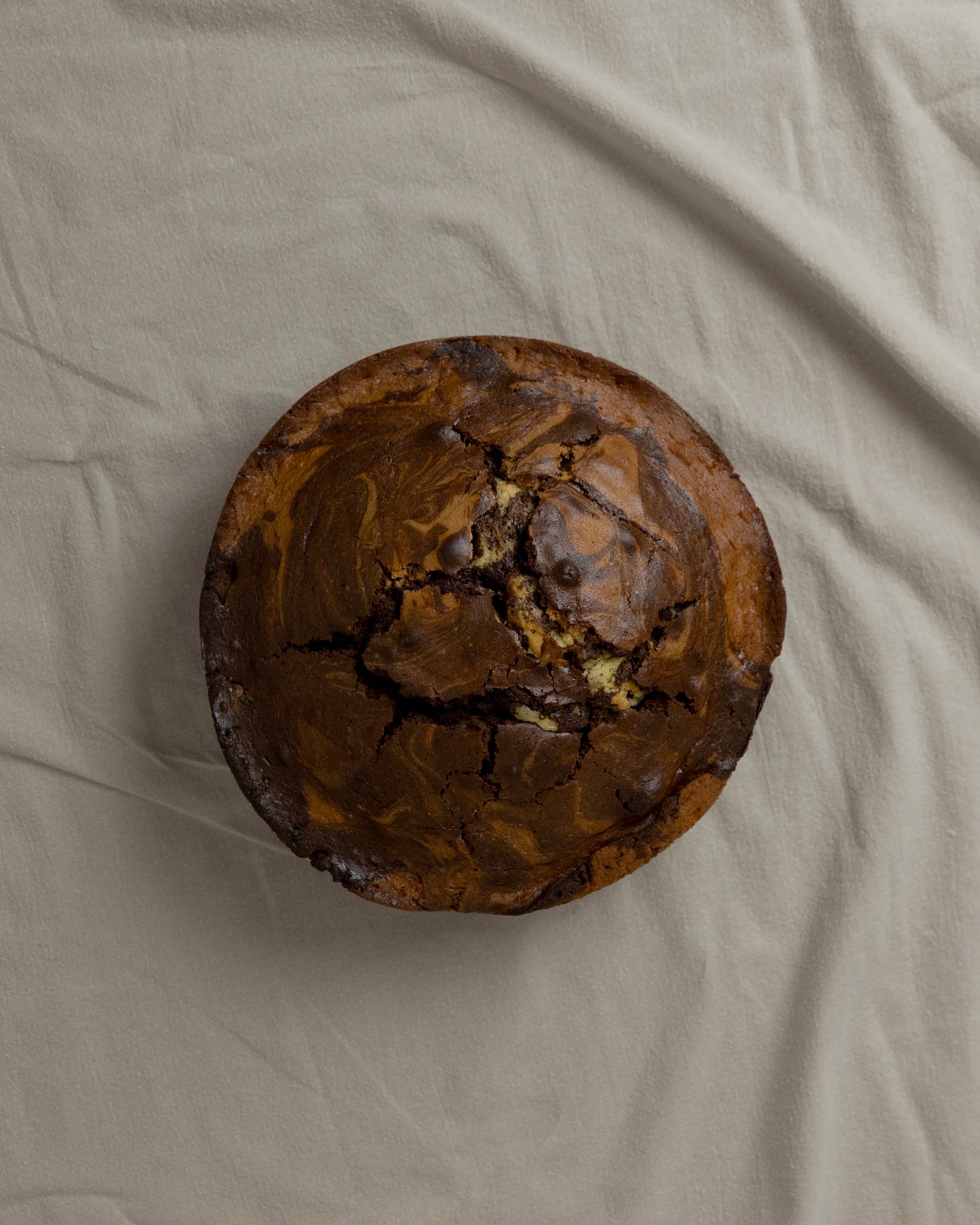 Torta macchiata vaniglia e cioccolato