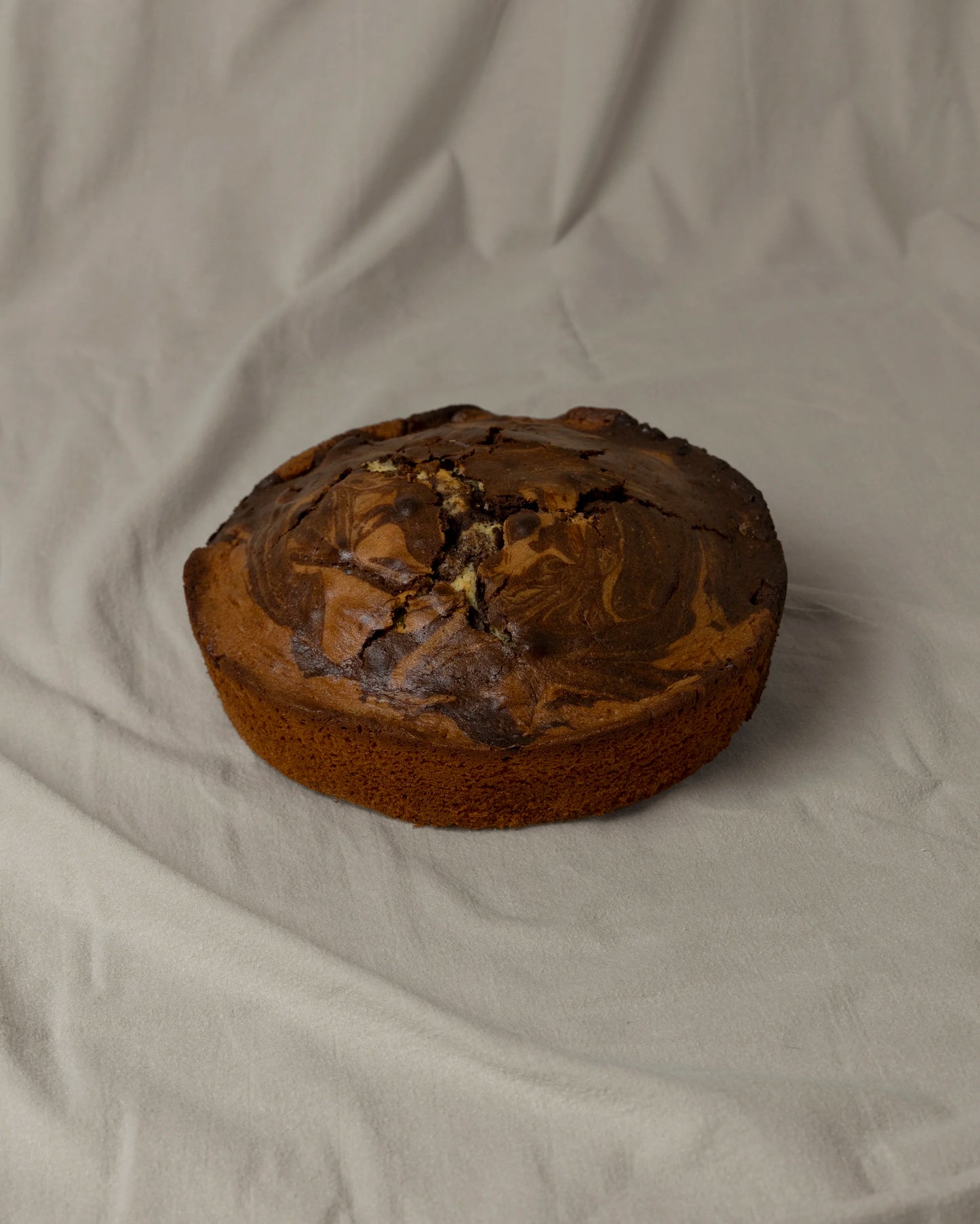 Torta macchiata vaniglia e cioccolato