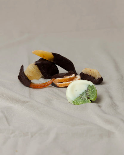 Scorze di frutta candita con cioccolato
